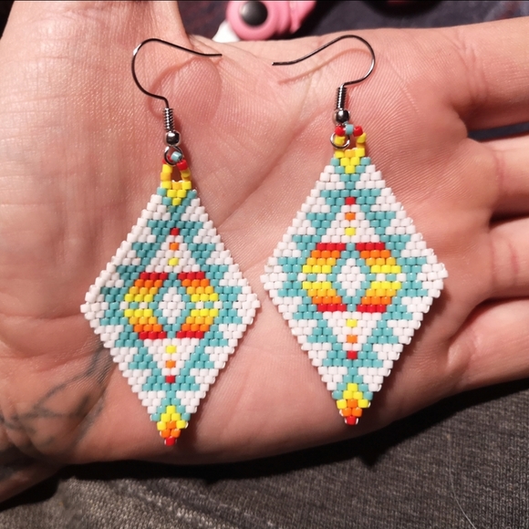 Jewelry - Beaded Navajo earrings